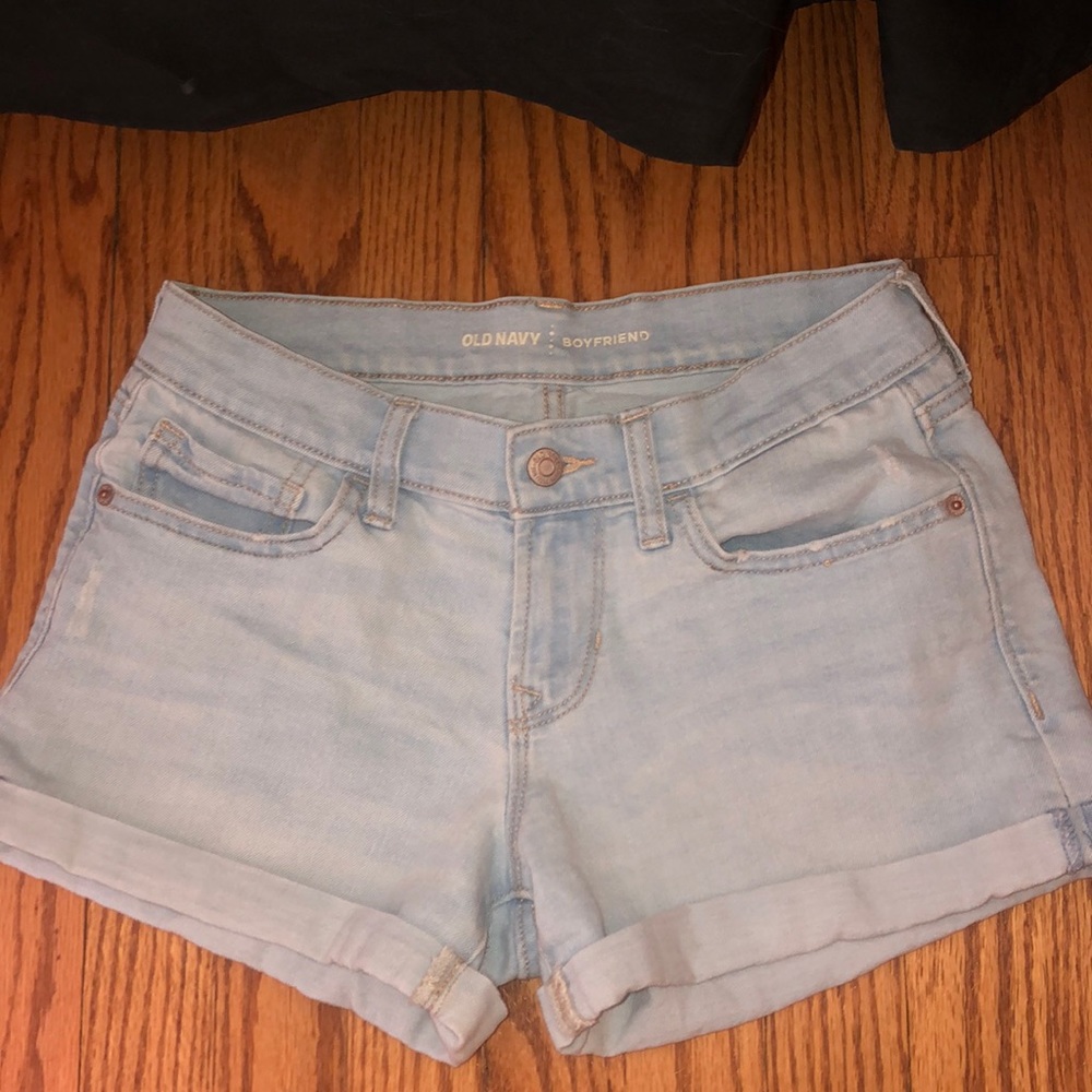 old navy light wash boyfriend short, worn once